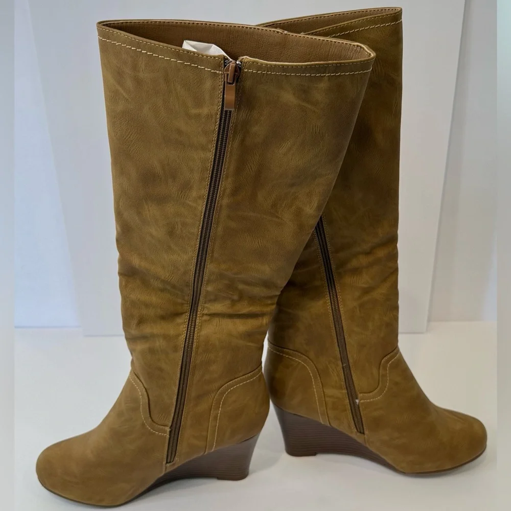Tan Knee-High Women's distressed Boots